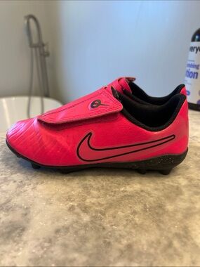 Nike Kids' Pink Soccer Cleats - Youth Performance